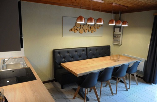 Vielsalm House | Holiday Home in Vielsalm with Lake View