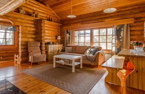 Iltasmaki House | Holiday Home Kaaposniemi by Interhome