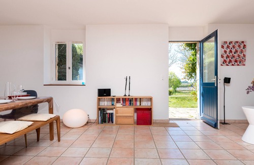 Le Tour-du-Parc House | Holiday Home 'L’échappée Belle De L’étier' with Sea View, Private Terrace and Wi-Fi
