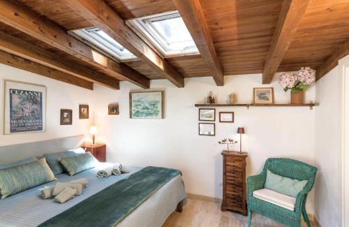 Sabaudia House | Holiday Home La casina nel bosco by Interhome