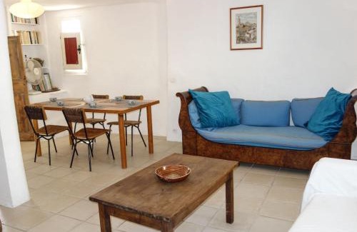 La Cadiere-d'Azur House | Holiday Home La Cadièrienne by Interhome