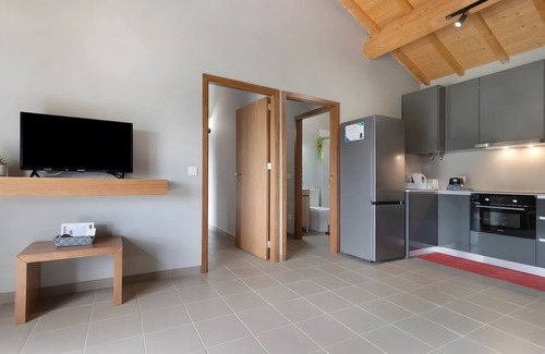 Guilhofrei House | Holiday Home 'Lagar T1' with Lake View, Wi-Fi and Air Conditioning