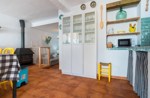 Guadalcanal House | Holiday Home 'La Sierra Del Viento' with Mountain View, Private Pool and Wi-Fi