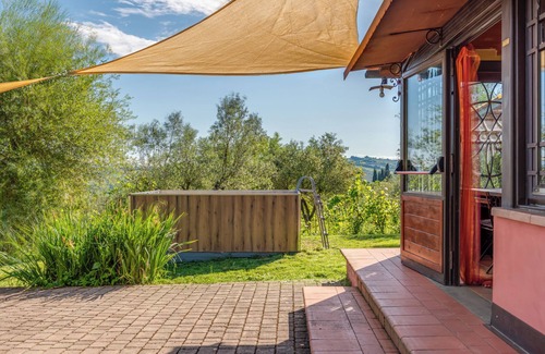 Montespertoli House | Holiday Home 'La Tana Del Porcospino' with Pool, Terrace and Air Conditioning