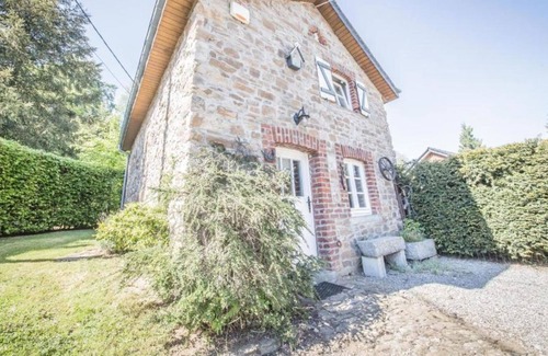 Harre House | Holiday home Le Fournil in Manhay with garden