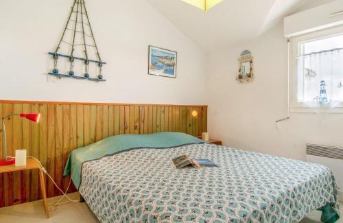 Mimizan-Plage House | Holiday Home Le Hameau des Pêcheurs-1 by Interhome