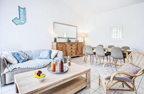 Torreilles House | Holiday Home Le Mas de Torreilles-4 by Interhome