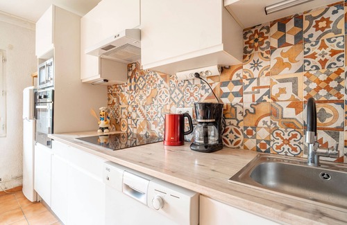Cuxac-dʼAude House | Holiday Home Les Pieds dans l'Aude