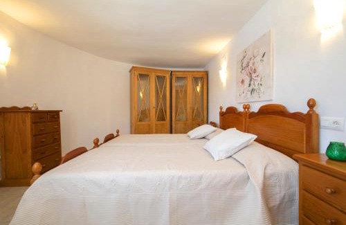 La Canuta House | Holiday Home Louisa by Interhome