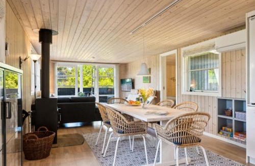 Ristinge House | Holiday Home Melvin - 700m from the sea by Interhome