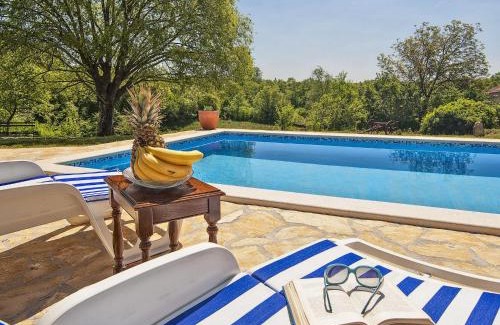 Grzini House | Holiday Home Mila by Interhome
