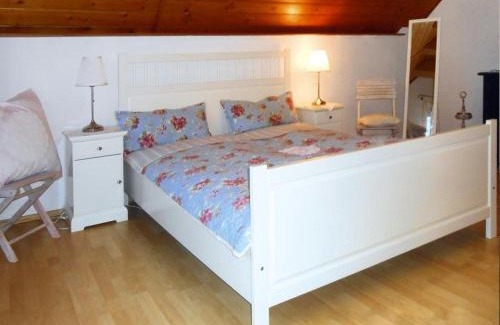 Sierakowice House | Holiday Home near Forest and Lake in Pomeranian