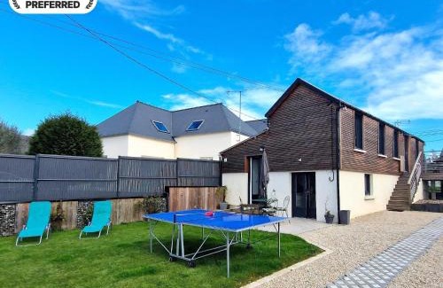 Saint-Alban House | Holiday Home near Val-André Beach & Golf