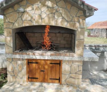 Drnis House | Holiday Home Nena
