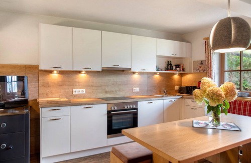 Rohrberg House | Holiday Home 'Oberlehen Hof' with Mountain View and Private Terrace