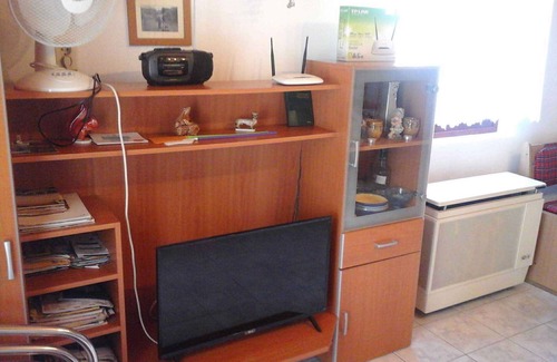 Balatonbereny House | Holiday home on the shore with jetty, air conditioning and WiFi