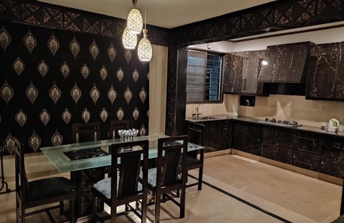 Murree House | Holiday home On The rocks