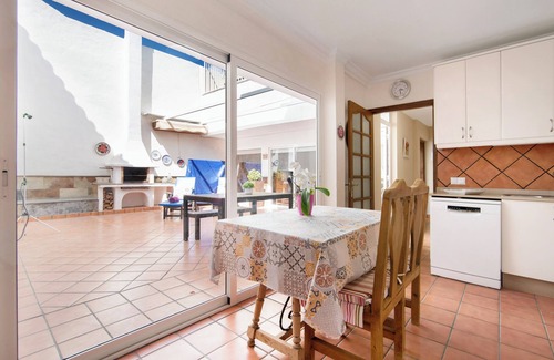 San Fernando House | Holiday Home 'Paca' with Private Terrace, Wi-Fi and Air Conditioning