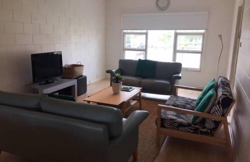 Port Hughes House | Holiday Home - Perfect spot for your next coastal escape