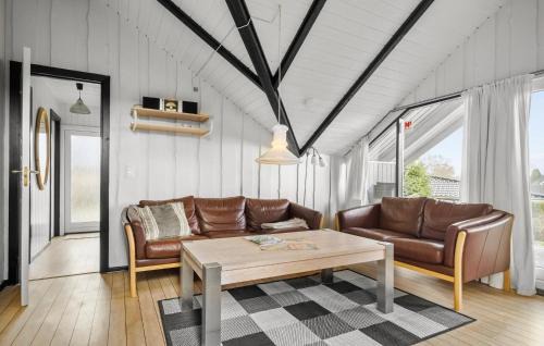 Hejlsminde Strand House | Holiday Home Rønnebærvænget Hejls