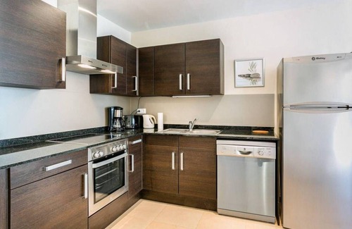 Campos House | Holiday Home 'Residence Club El Paraiso 10' with Shared Pool, Wi-Fi and Air Conditioning