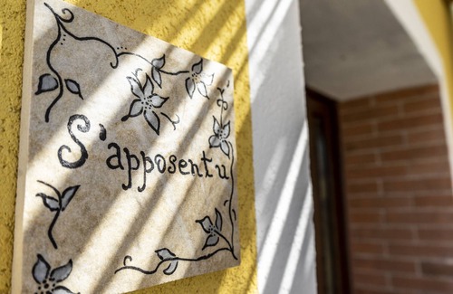 Sant'Anna Arresi House | Holiday Home S'Apposentu with Terraces, Air Conditioning & Wi-Fi