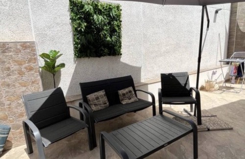 San Fulgencio House | Holiday Home 'Sam' with Private Pool, Wi-Fi and Air Conditioning