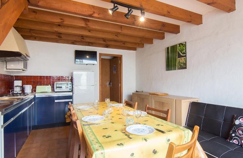 Mimizan-Plage House | Holiday Home Sicard-6 by Interhome