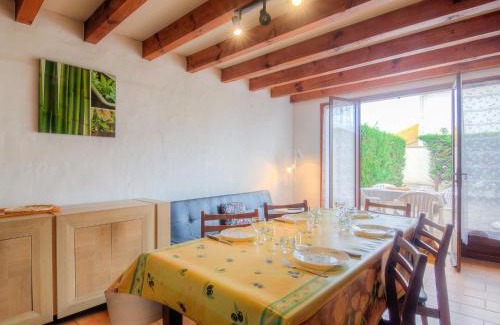 Mimizan-Plage House | Holiday Home Sicard-6 by Interhome