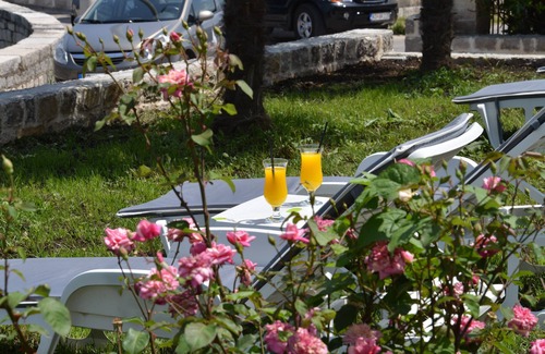 Donji Stoliv House | Holiday Home StOliva situated 5 meters from sea