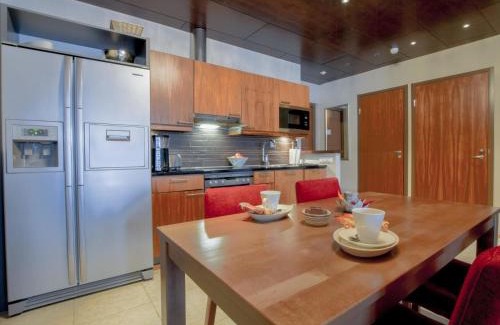 Tahkovuori House | Holiday Home Tahko spa junior suite orange b6 by Interhome