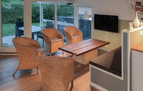 Kramnitse House | Holiday Home Vibelunden Rødby X