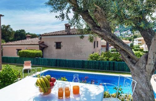 Calonge House | Holiday Home Villa Esther by Interhome