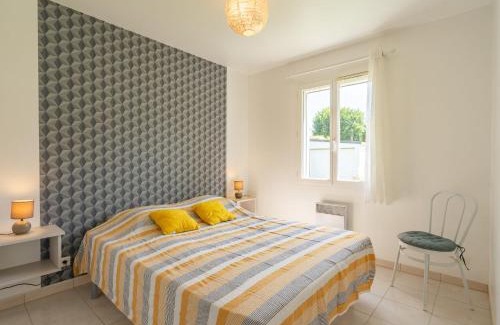 Les Mathes House | Holiday Home Villa Margarin by Interhome