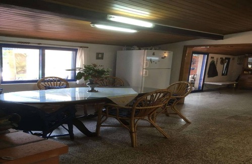 Areosa House | Holiday Home with Pool Near Viana