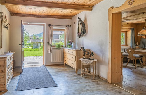 Feuring Apartment | Holiday home with balcony in the Brixen Valley