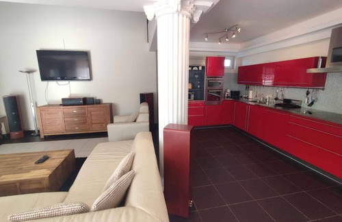 Kereki House | Holiday home with whirlpool, sauna, air conditioning, WiFi and fitness equipment