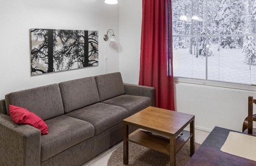 Akaslompolo House | Holiday Home Yllästar 3 as 505 by Interhome
