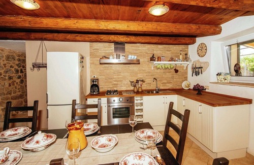 Zaton Obrovacki House | Holiday Home Zaton with Pool near River Canyon