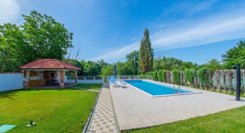 Blagaj House | Holiday Home ZLATAR next to Buna river