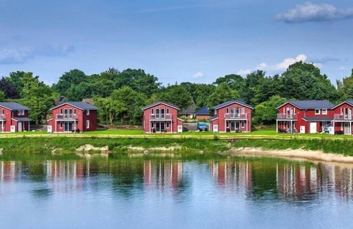 Hechthausen House | Holiday homes by the lake in the Geesthof holiday park, Hechthausen