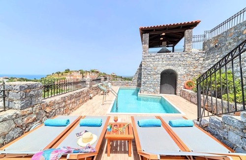Kournas House | Holiday house Yeoryioupolis Kriti for 1 - 10 persons with 3 bedrooms - Holiday home