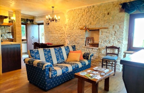 Penna San Giovanni House | Holiday house Penna San Giovanni for 1 - 10 persons with 4 bedrooms - Holiday home