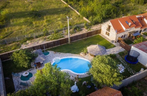 Bogatic House | Holiday house Bogatic for 1 - 9 persons with 5 bedrooms - Holiday house