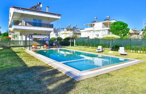 Bogazkent House | Holiday house Boğazkent for 1 - 8 persons with 3 bedrooms - Twin house
