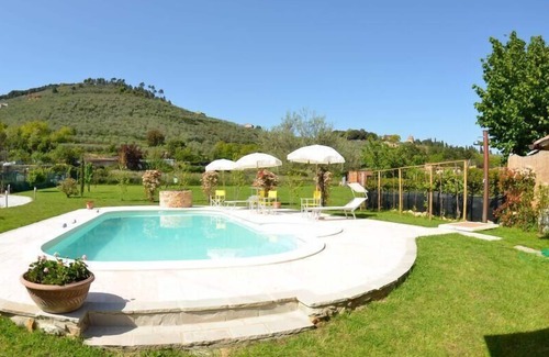 Cascine-La Croce House | Holiday house Buti for 1 - 4 persons with 1 bedroom - Holiday home