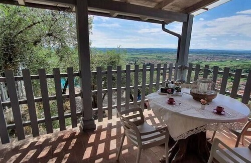 Cascine-La Croce House | Holiday house Buti for 1 - 6 persons with 2 bedrooms - Holiday home