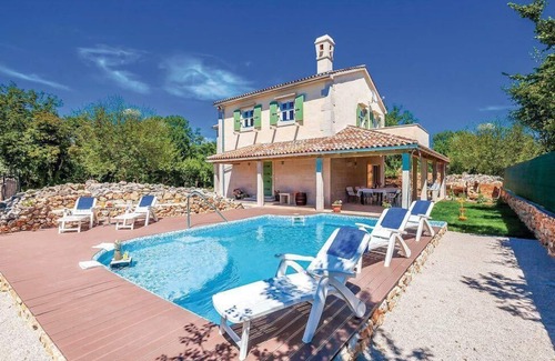 Rasopasno House | Holiday house Dobrinj for 1 - 9 persons with 3 bedrooms - Holiday house