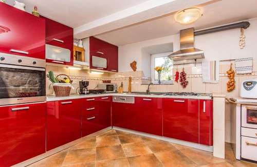 Kras House | Holiday house Dobrinj for 1 - 7 persons with 3 bedrooms - Holiday home