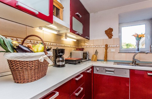 Kras House | Holiday house Dobrinj for 1 - 7 persons with 3 bedrooms - Holiday home